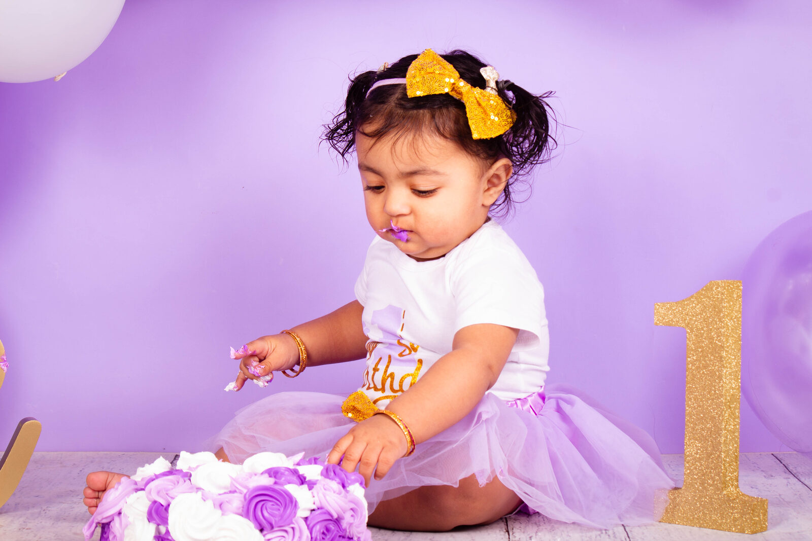 Cake smash session photo 4